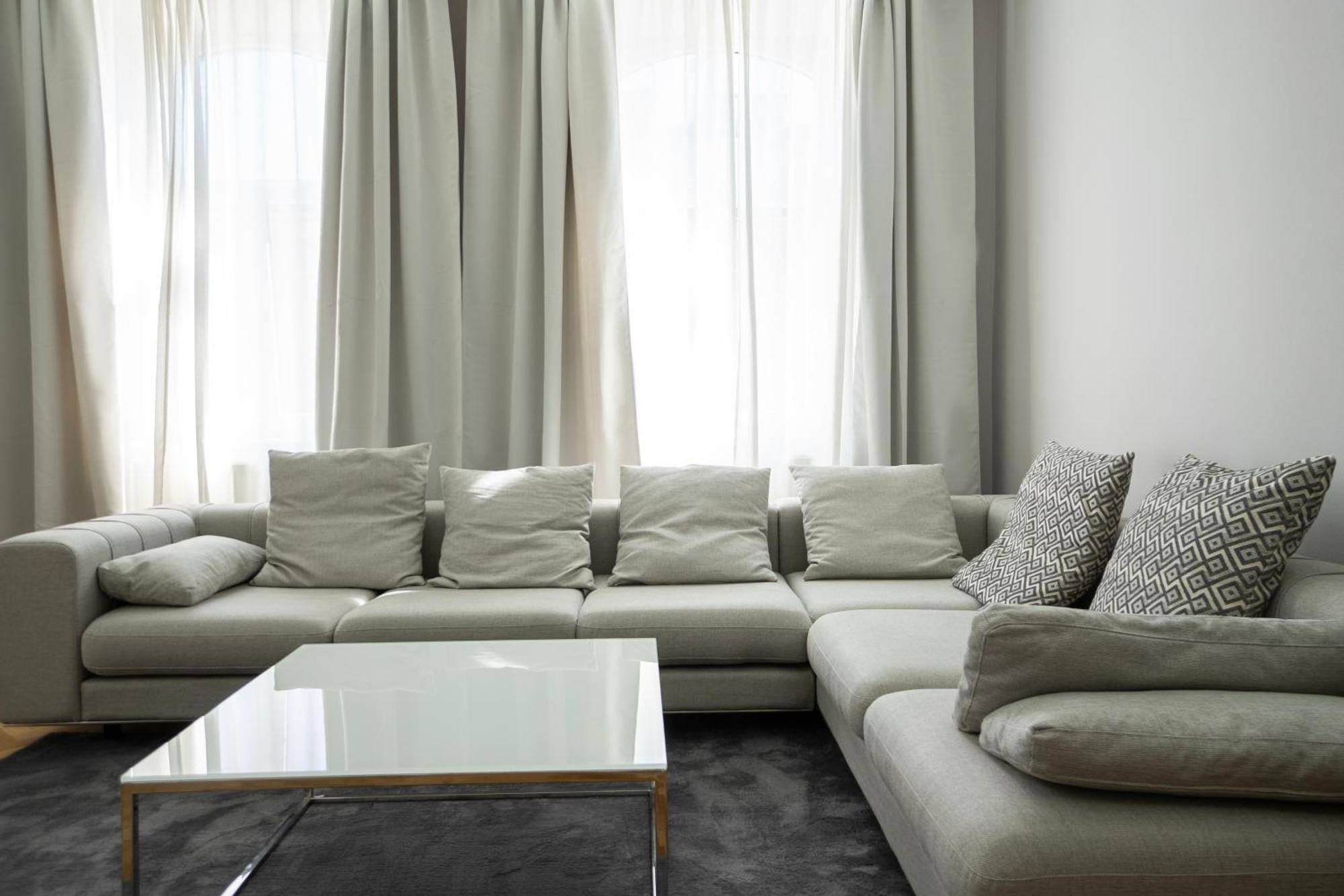 Charming 2-Room Apartment With Balcony, 15 Min To Center Viyana Dış mekan fotoğraf