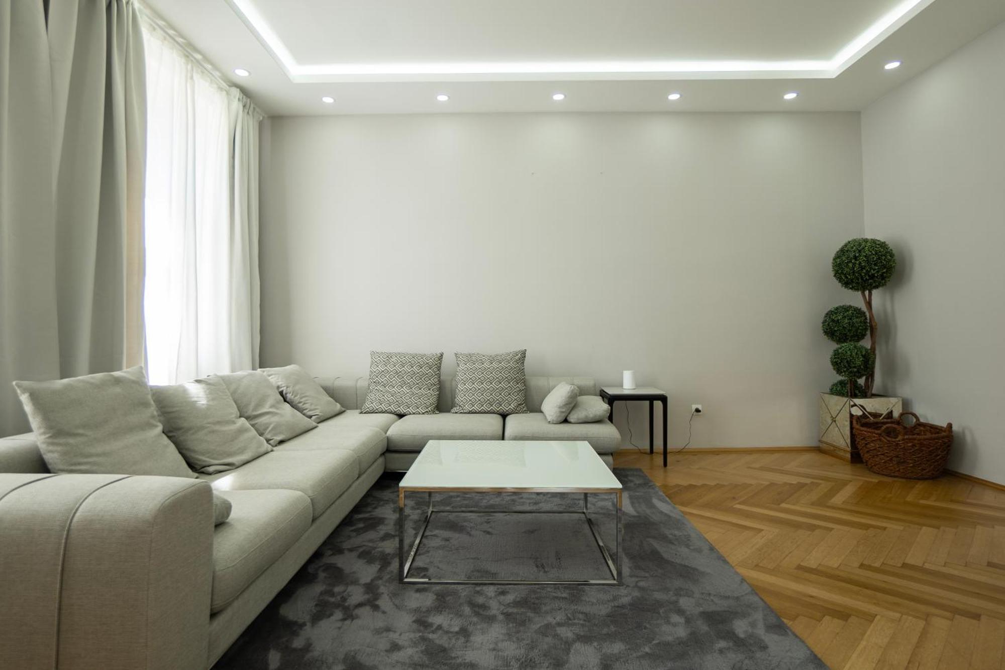 Charming 2-Room Apartment With Balcony, 15 Min To Center Viyana Dış mekan fotoğraf